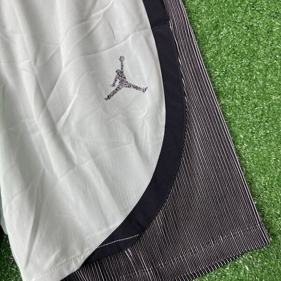 Jordan Shorts Small Mens Dri Fit Sport Statement Light Green Black - Picture 2 of 14